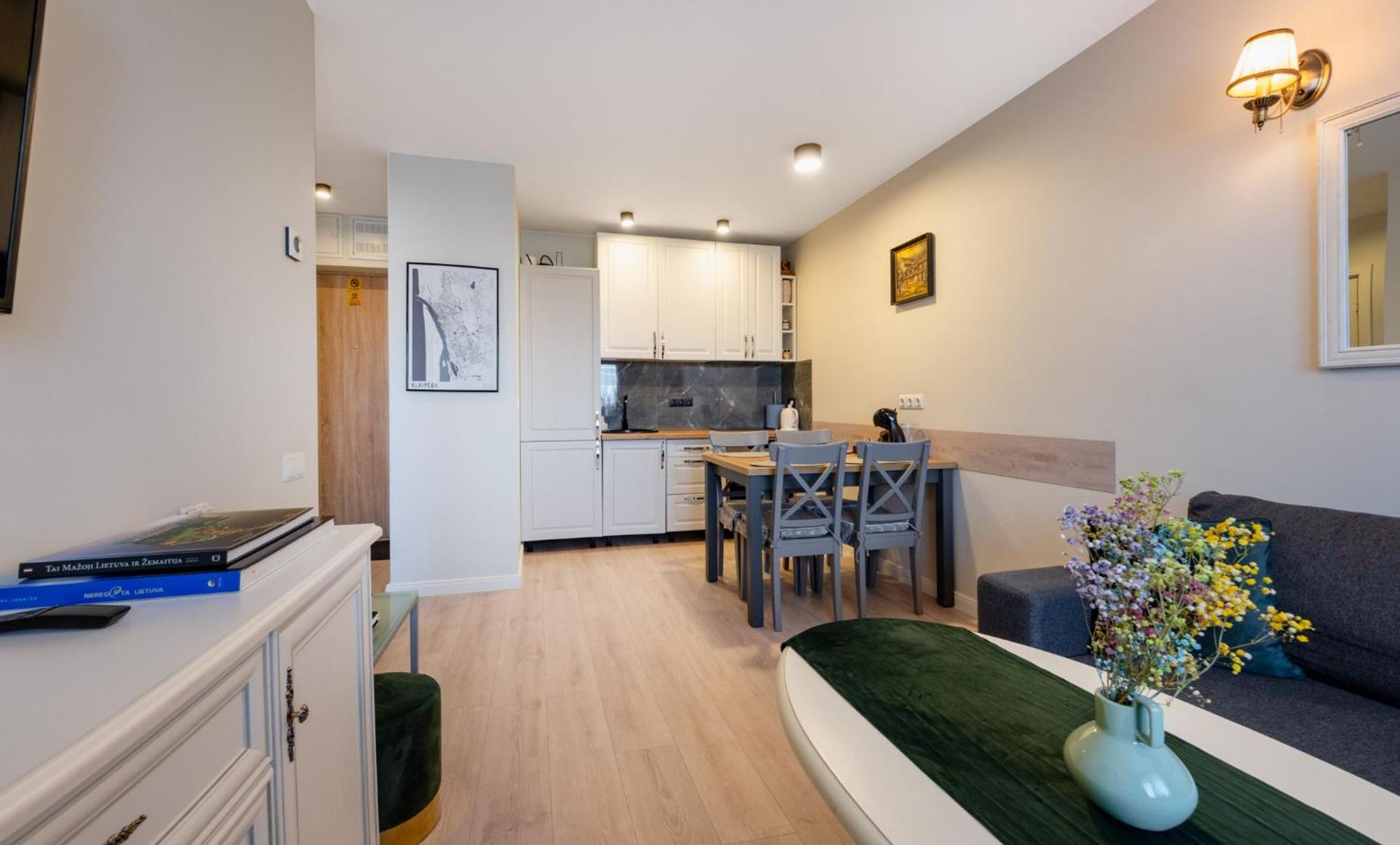 Romos Apartamentai Klaipedoje Клайпеда Екстериор снимка